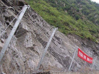 尖扎县边坡滚石防护网